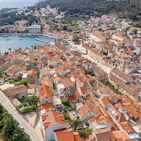 Villa Capitis In The Center Hvar Town Dış mekan fotoğraf