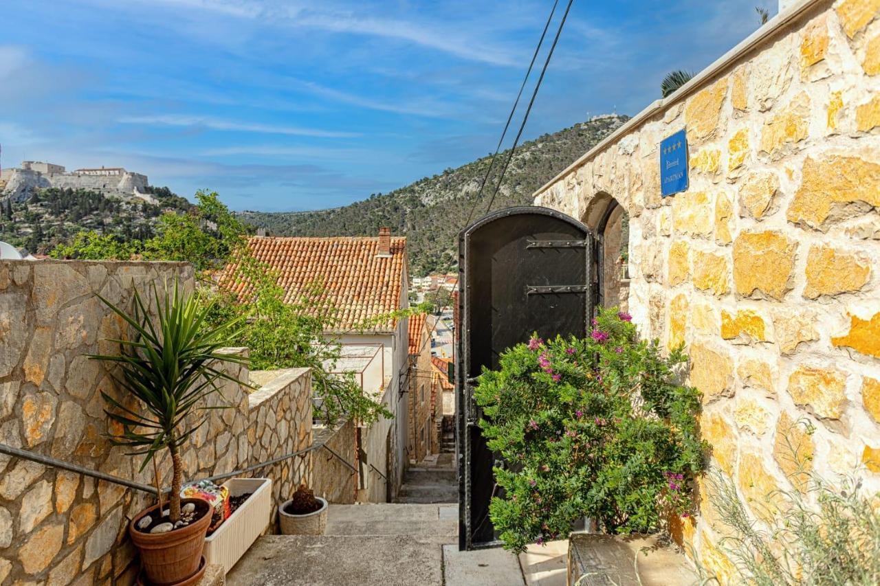 Villa Capitis In The Center Hvar Town Dış mekan fotoğraf